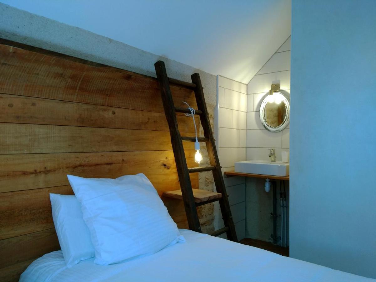 ฌาร์แด็ง เด ซ็อง Bed & Breakfast Eguilly ภายนอก รูปภาพ