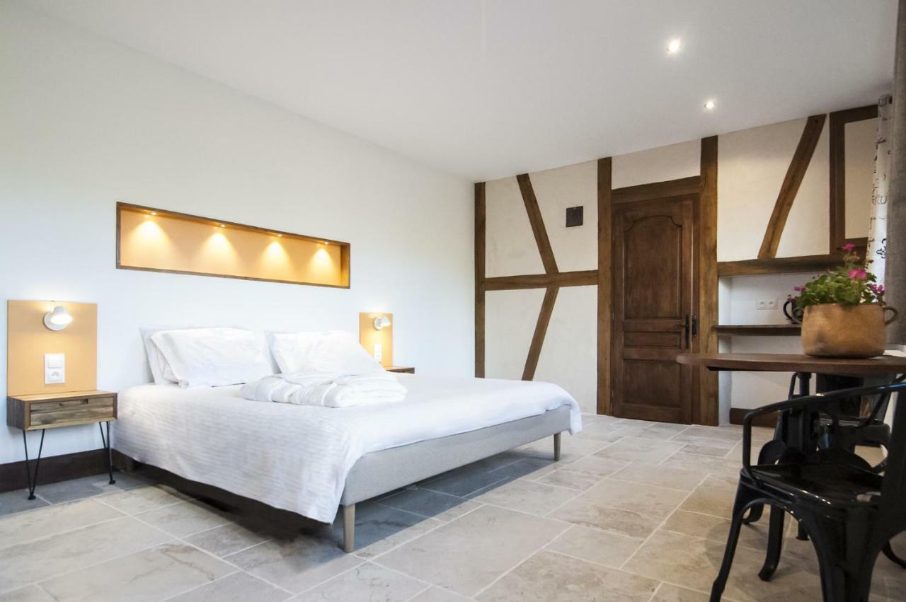 ฌาร์แด็ง เด ซ็อง Bed & Breakfast Eguilly ภายนอก รูปภาพ