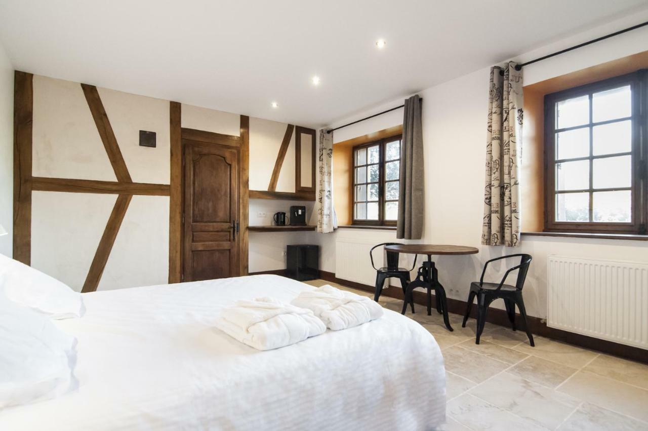 ฌาร์แด็ง เด ซ็อง Bed & Breakfast Eguilly ภายนอก รูปภาพ